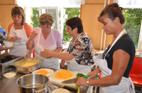 Kraj díky projektu zaplatí dětem ze sociálně slabých rodin školní obědy